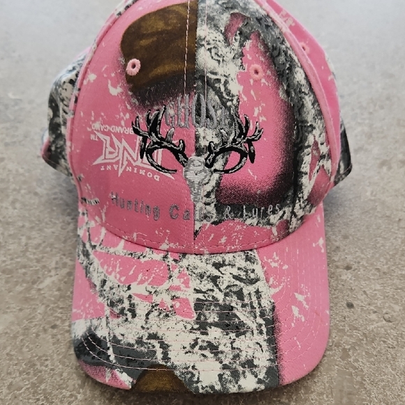 Accessories - Womens Hunting Pink Camouflage Baseball Cap With Deer